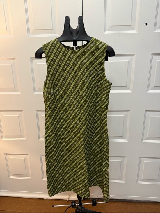 crossroads Dresses & Skirts - Sleeveless Olive Diagonal-Stripe Midi Dress